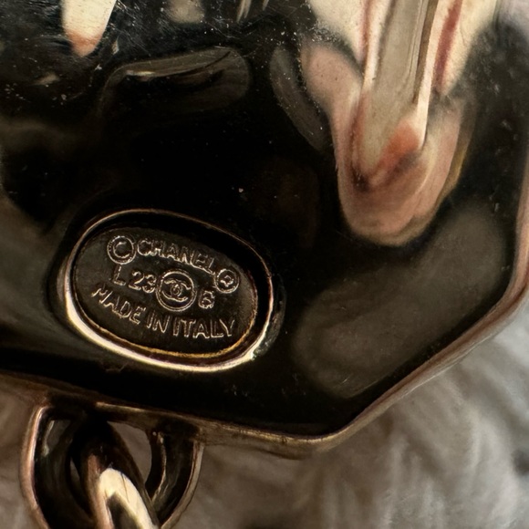 Chanel Octagon Crystals x Pearls CC Drop Earrings - Picture 11 of 11